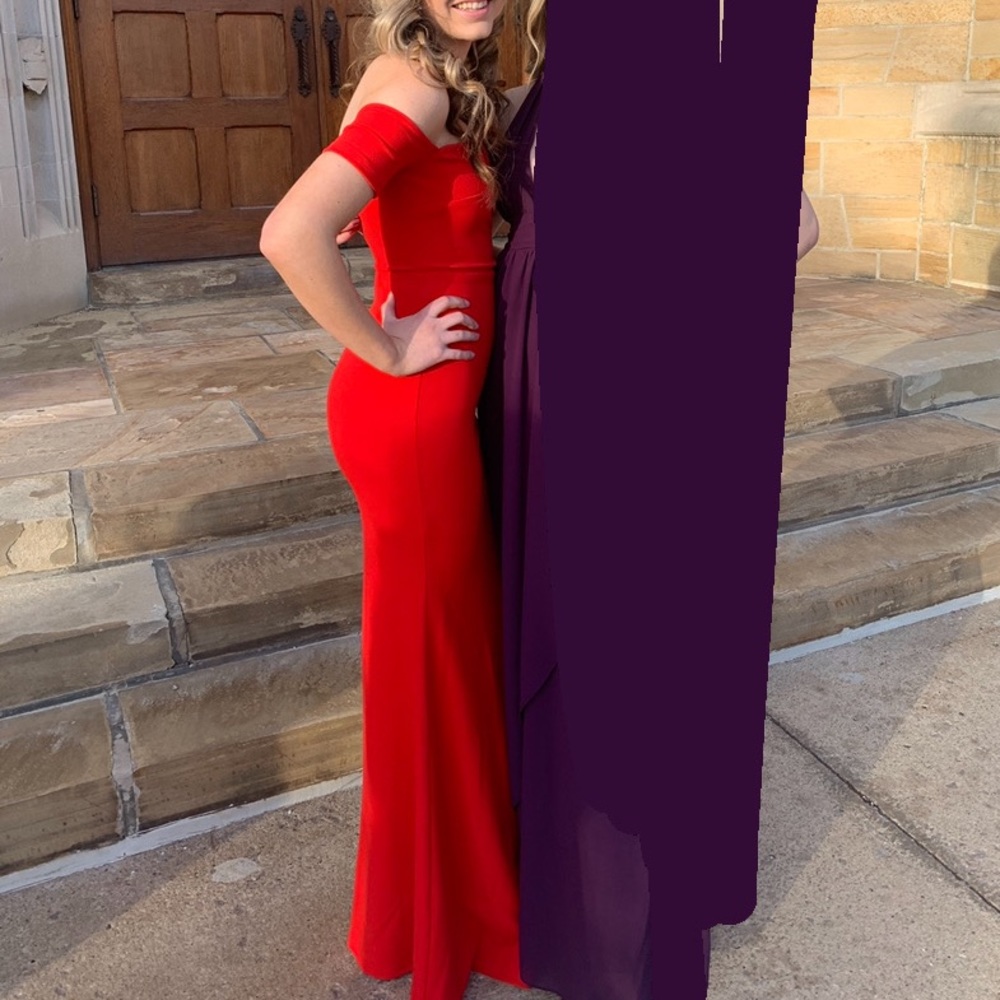 Lulu’s Red Dress